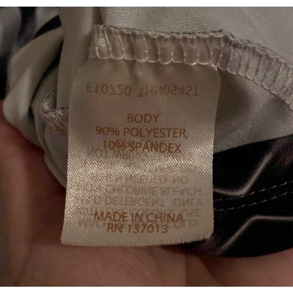 Tehama Athletic Dress RN 137813 Medium Stretch Halter Built-in-bra - Picture 4 of 8